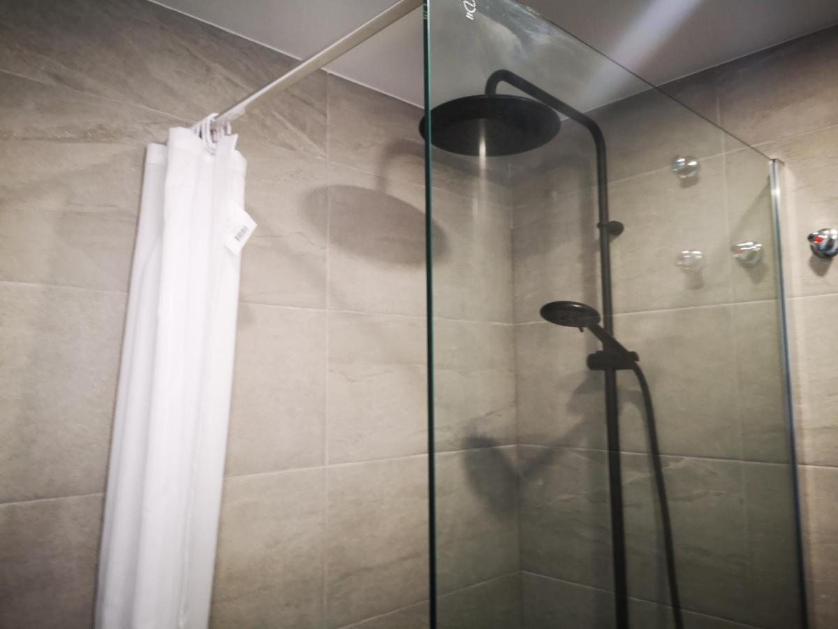 Studio With Terrace And Pool تورّيفيِخا المظهر الخارجي الصورة