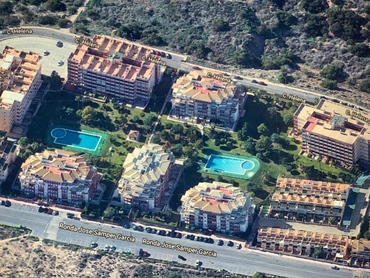 Studio With Terrace And Pool تورّيفيِخا المظهر الخارجي الصورة