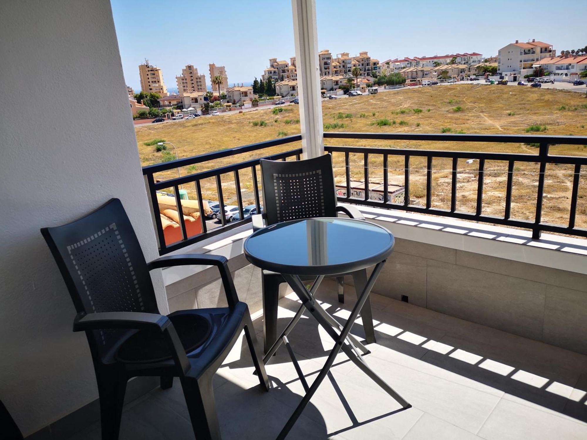 Studio With Terrace And Pool تورّيفيِخا المظهر الخارجي الصورة